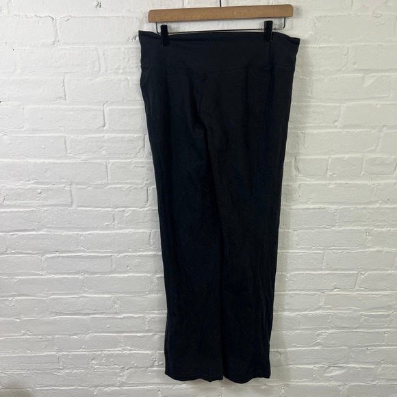 Nike Pants - Nike Women's Workout Pull On Legging Dri Fit Flare Leg Black Size Medium